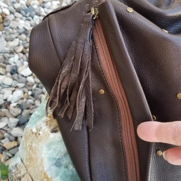 Per Se Dark brown leather bag w/ brass studs Large - Picture 8 of 13